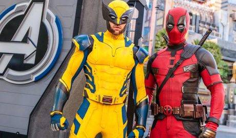 deadpool-wolverine-disneyland-california