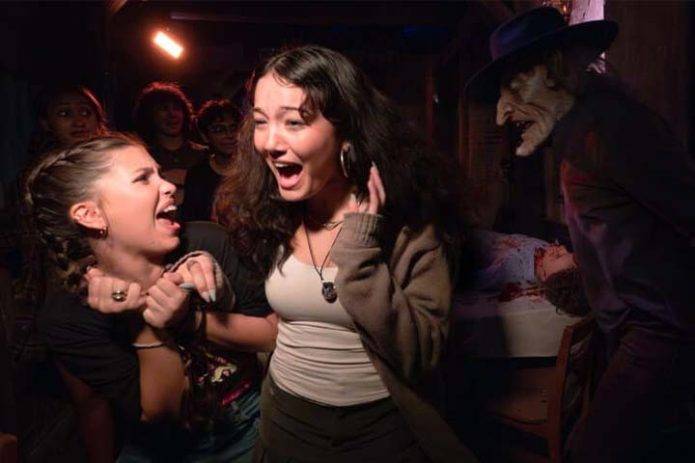 premium-scream-night-universal