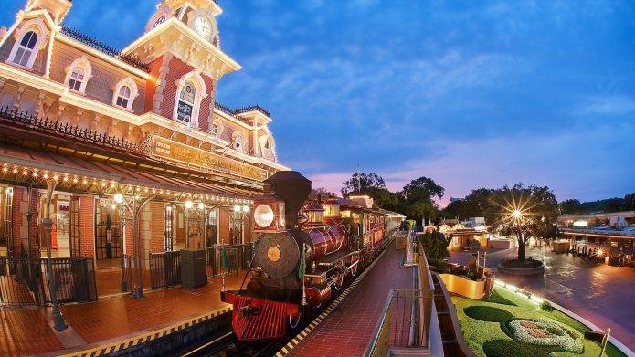 walt-disney-road-railroad