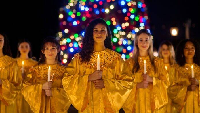 2025-candlelight-processional-epcot